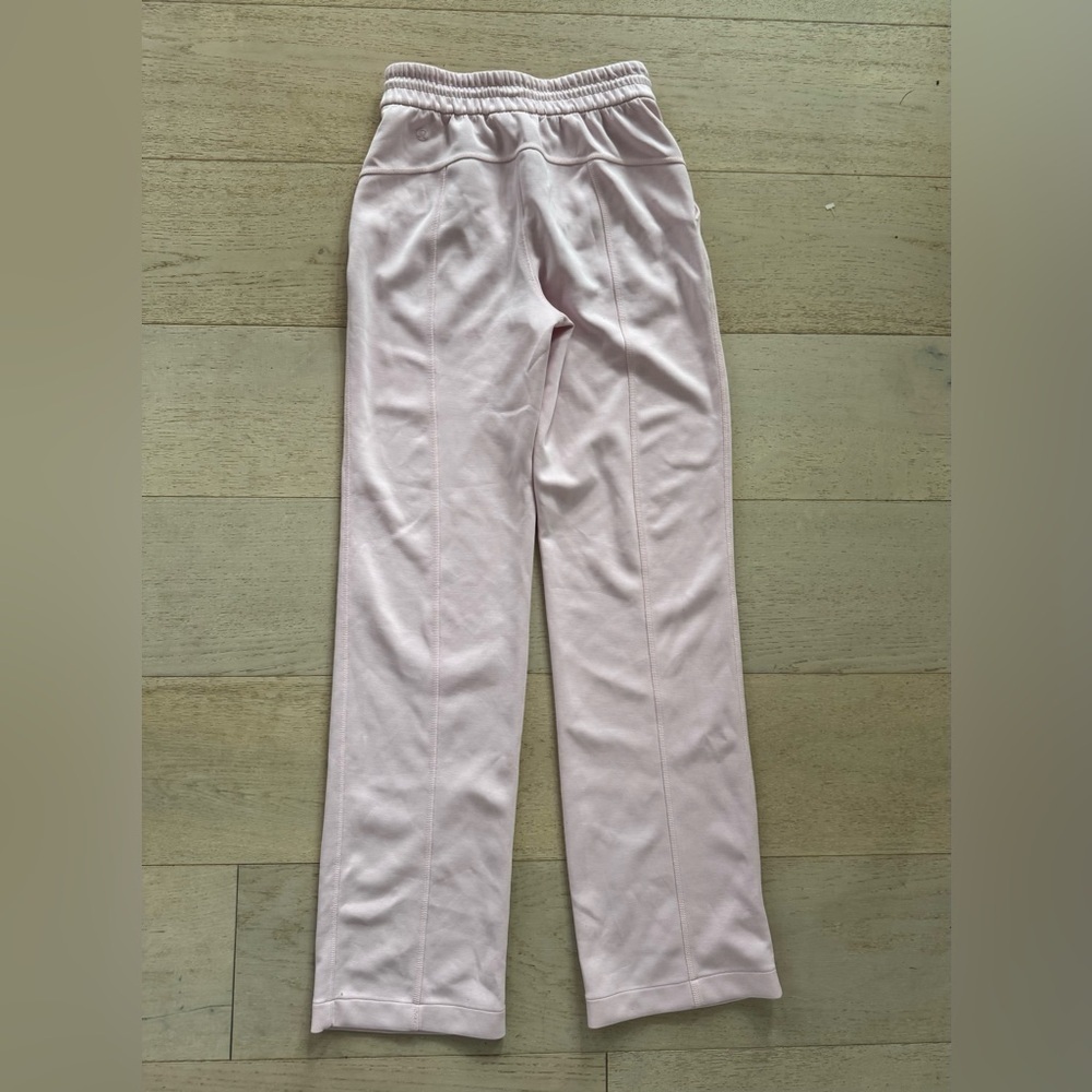 Lululemon Softstreme High-Rise Pant strawberry milkshake size 2 - Picture 7 of 9